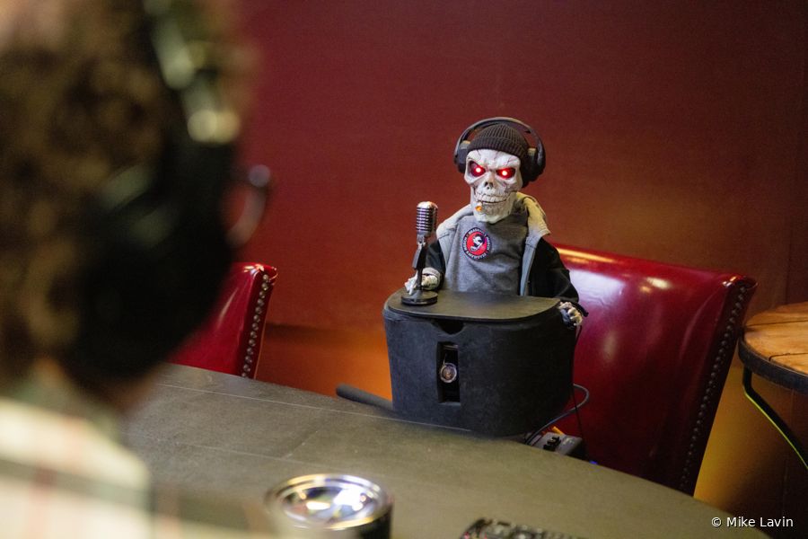 Deadman on the mic in his headphones